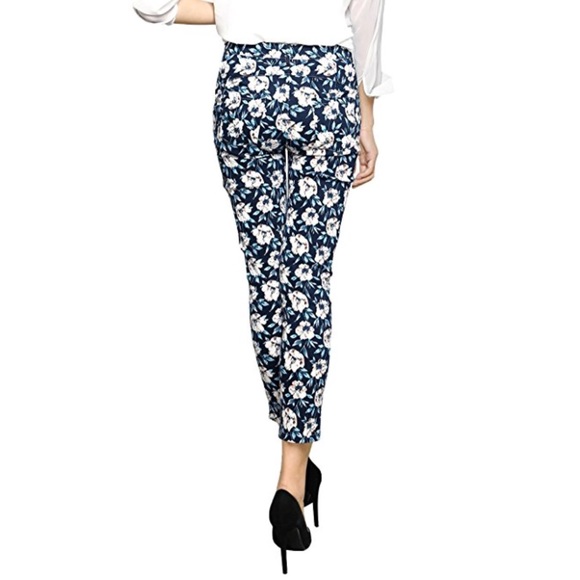 Plus Size Boho Chic Floral Prints Slim Fit Jeans - Picture 2 of 3